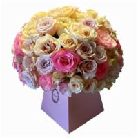 Señorita · Floral arrangement recipe: Pink mixed roses.