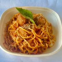 Spaghetti With Meatballs And Mozzarella · Spaghetti, tomato sauce, beef & pork meatballs (4), and mozzarella