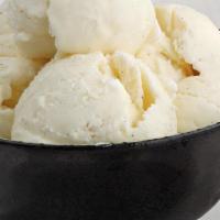 Vanillia Ice Cream/ 4 Scoops · 