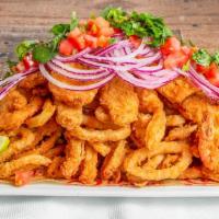 Jalea Mixta/Fried Seafood Medley · 