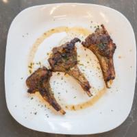 Lamb Chops Plate · Comes with 2 sides