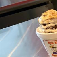 Smores Snoball · Toasted marshmallow flavor and chocolate with marshmallow topping and graham cracker crumbs.
