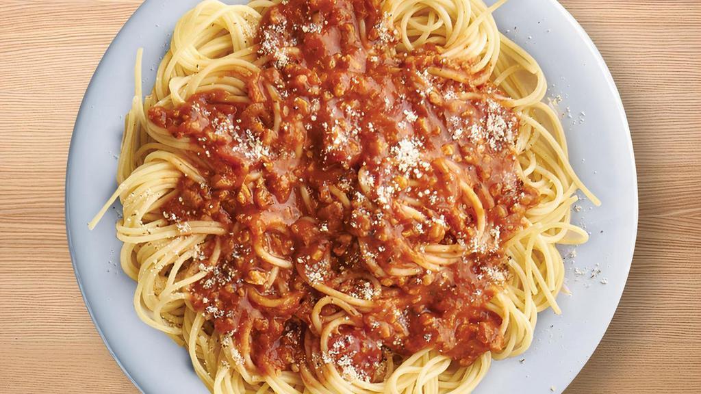 Small Spaghetti With Meat Sauce · Spaghetti topped with meat sauce made. with ground beef, vine-ripened tomatoes, and Italian seasonings.  Dusted. with Parmesan cheese.. Includes 2 of our Signature Garlic Breadsticks