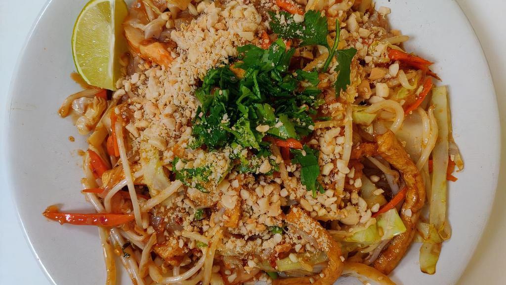 Pad Thai (Gf) (Sfo) · Rice noodle, tofu, tomatoes, green onion, garlic, bean sprout topped with crushed peanuts.