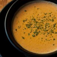 Lobster Bisque · 660 cal.