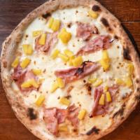 Hawaiian Pizza · Fior di latte mozzarella, ham and pineapple