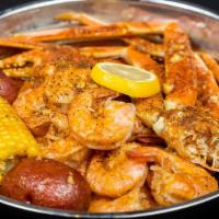 Wednesday · 1 Lb Shrimp (No Head), 1/2 Lb Snow Crab, 1 corn and 2 potatoes