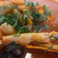 Sopa De Pescado Mediano / Fish Soup Medium · 