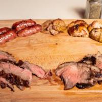 Picada Porto Alegre · Four types of meats on a pound.