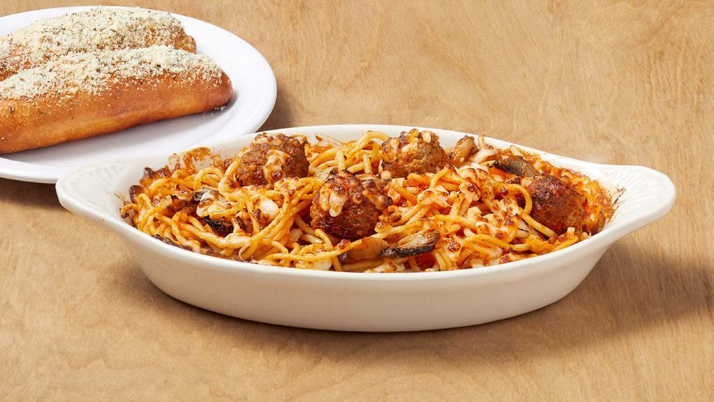 Spaghetti Deluxe (Regular) · 680 - 830 cal. per serving.
