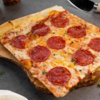 Con Pepperoni Pizza · A traditional America pizza topped with plum tomato sauce, melted mozzarella cheese, and the...