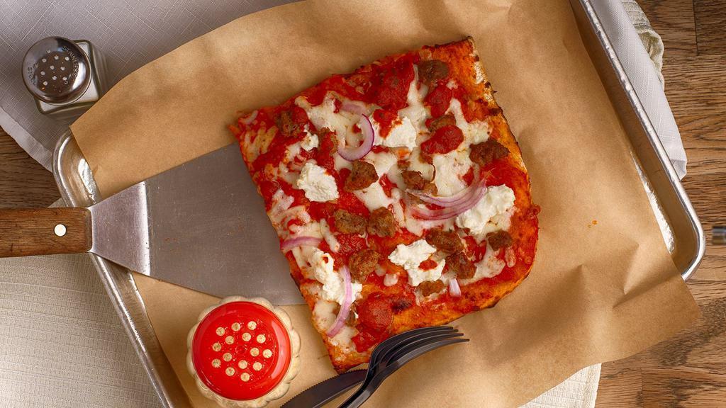 Italian Job - Slices Pizza · Tomato sauce, mozzarella, Angus beef meatballs, red onions, ricotta, marinara sauce.