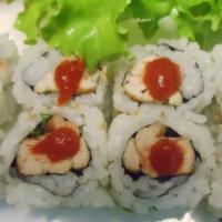 Kamikaze Tuna Roll · Cooked tuna, spicy sauce on top