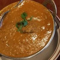 Butter Chicken/Chicken Makhani · A delicious preparation of julienne of tandoori chicken cooked in an exquisite creamy tomato...