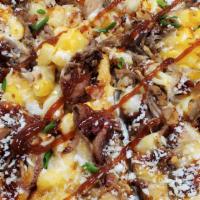 Bbq Pork Mac N Cheese · pulled pork, cheddar mac-n-cheese and red
onions topped with panko bread crumbs and
Williams...