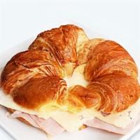 Croissant De Jamón Y Queso / Ham And Cheese Croissant · 