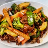 Beef With Mixed Vegetables 什菜牛 · 