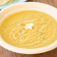 Family Slimming Cauliflower Soup · 32 Oz of Cauliflower cream soup + curry + nutmeg + carrot + onion + garlic + french herbs + ...