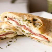 Basil Bonanza Calzone · 