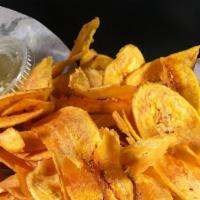 Plantain Chips With Garlic · Mariquitas.