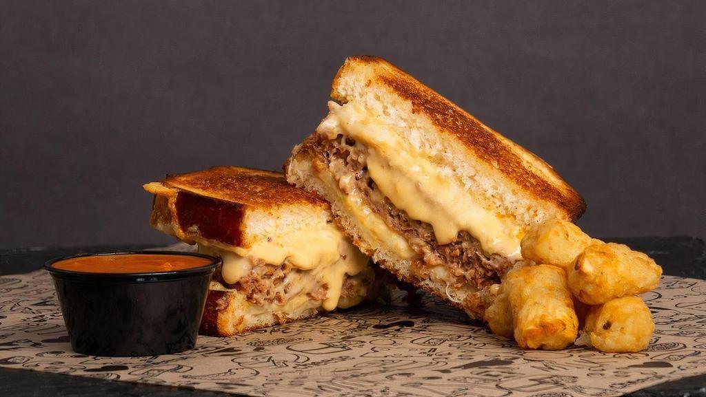Vegan Grilled Cheese With Beyond Beef · Build your own Vegan Grilled Cheese with our Vegan Cheese Sauce plus your choice of Beyond Beef Proteins, Vegan Cheeses, & Vegetables.
