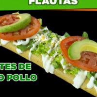 Gigantes De Carne O Pollo · Two long shredded beef or chicken flautas, topped with lettuce, tomatoes, sour cream and sca...