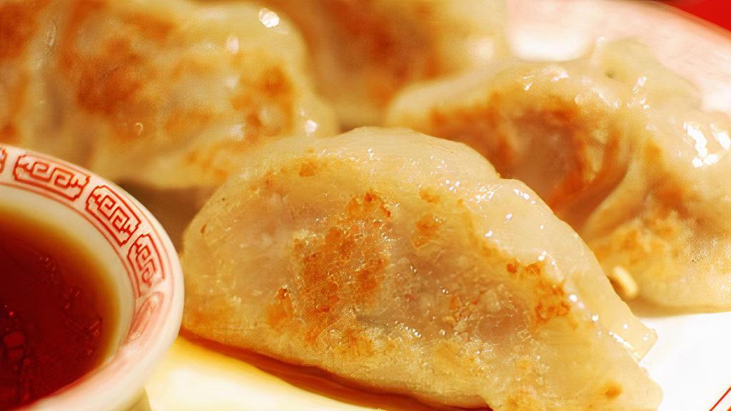 Fried Dumpling (Pork) (8) · 