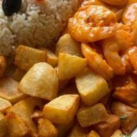 Camarao À Creme · Shrimp, Rice, fried Potatoes, Creamy Garlic Sauce