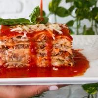 5 Layer Lasagna Entrée · Layers of Pasta, Ground Beef, Mozzarella, Ricotta, Parmesan and Marinara Sauce