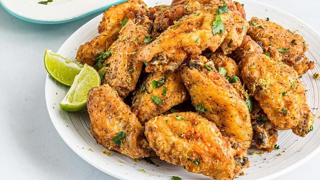  Lemon Pepper Wings(10) · SERVED WITH 10 WINGETTES.