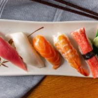 Sushi Chef'S Choice (4 Pieces) · 