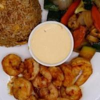 Shrimp Solo · Served with soup or salad, side of fried rice, vegetables and yum-yum sauce