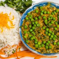 Saag Motor · Chopped spinach prepared in a delight cream sauce with chick peas.