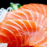 Salmon Sashimi · 3 pieces.