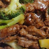 Beef With Broccoli (Lunch) · Served with fried rice.