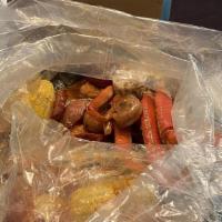 Low Country Boil · 1/2 lb snow crab, 1/2 shrimp, 1/2 lb sausage corn, potato.