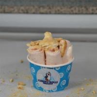 Timba Habana · Vanilla base or a base of your choice, guava inside and maria cookies, then on top cream che...
