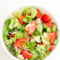 Garden Salad · Lettuce, Tomato, Onion, Cucumber, green pepper & Pickle