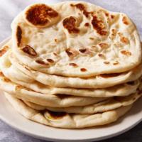 35 Plan Naan · Leavened white flour baked in clay oven.