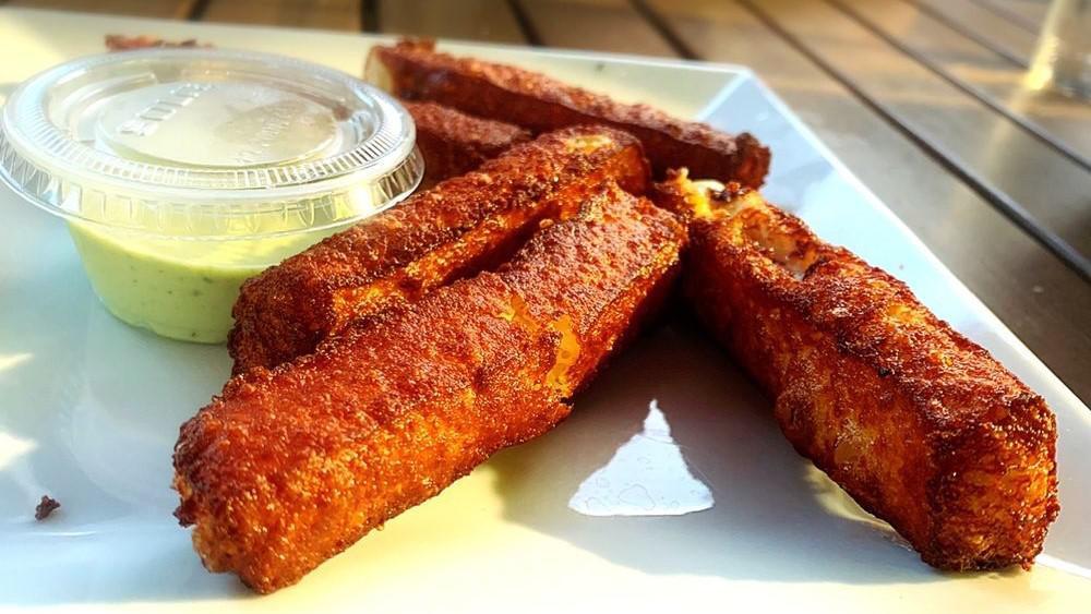 Queso Frito · Fried cheese.
