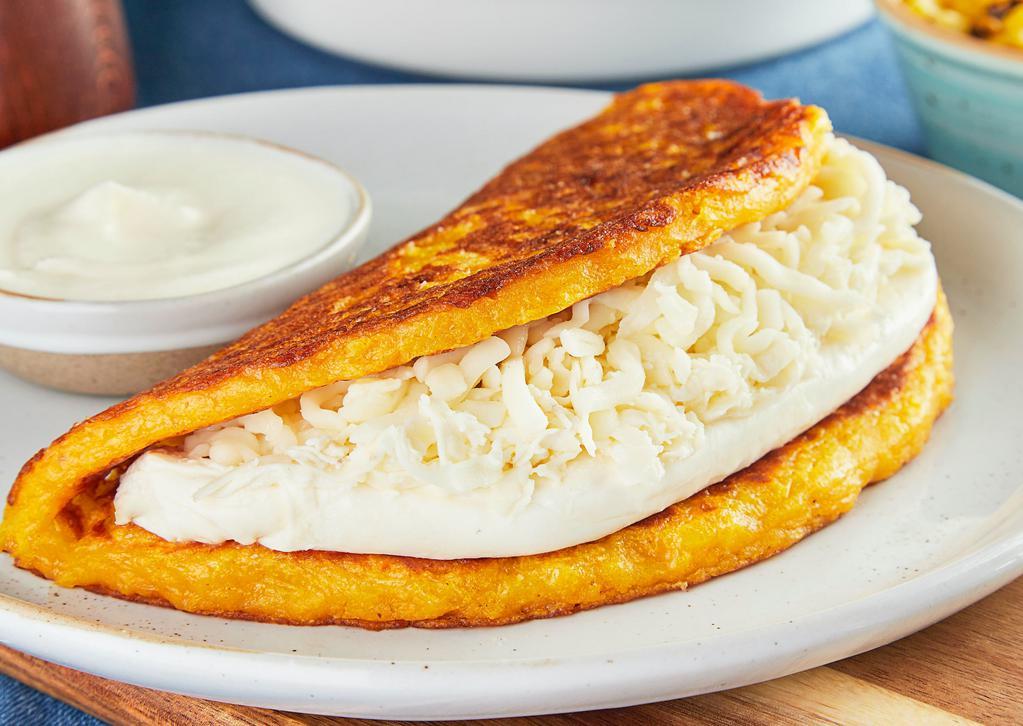 Cachapa · Cachapa filled with queso de mano.