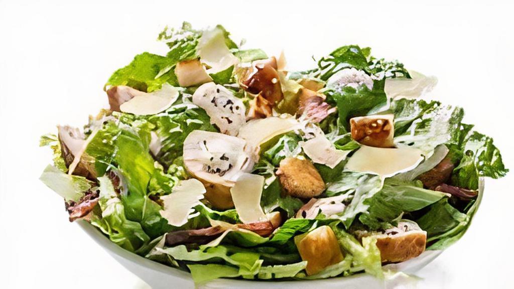 Classic Ceasar With Tuna · 