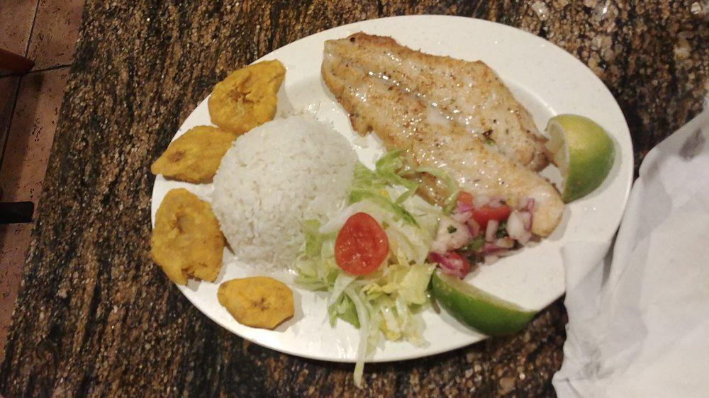 Filete De Pescado / Grilled Fish Fillet · 