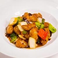 Ad2  General Tso'S Chicken Dinner · Lightly battered chicken stir-fried with dried chilies, broccoli, florets, carrots, bell pep...