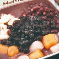 Red Bean Soup A/红豆汤A餐 · Peanut, Red Bean, Boba, Taro Ball, Red Bean Soup.