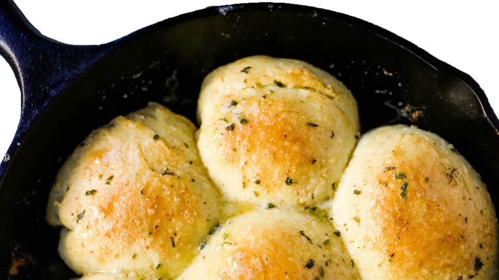 Garlic Rolls · Six pieces.