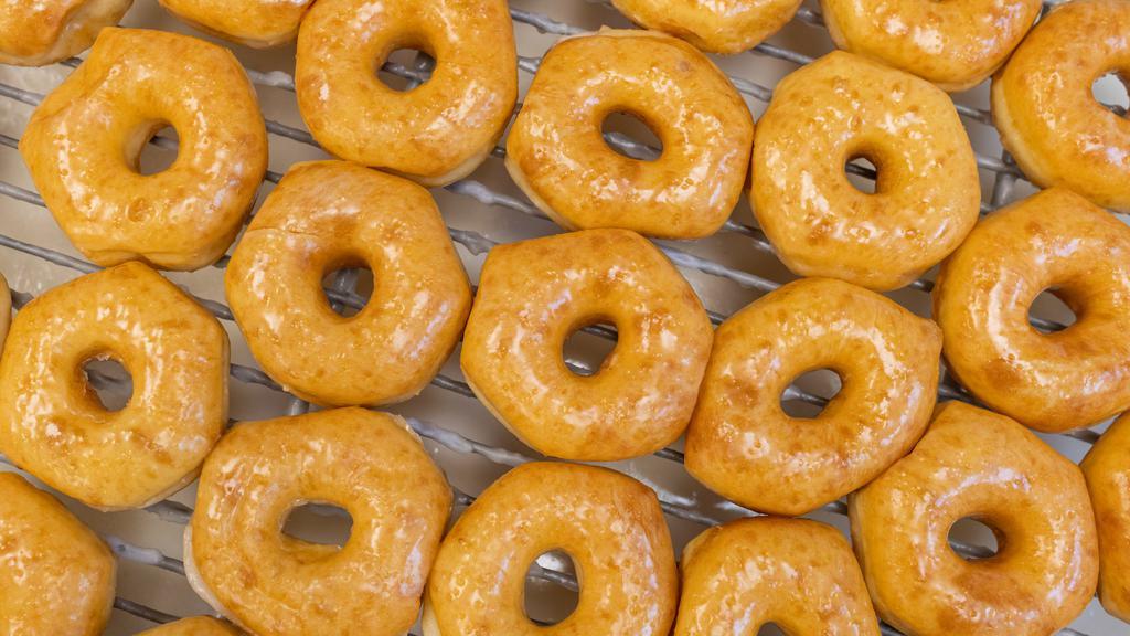Half Dozen Glazed Do-Nuts  · Choose your glazed flavor. Please specify quantities of each flavor in notes.