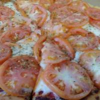 Napolitana Pizza 14’ · Tomato sauce, mozzarella, fresh tomatoes, garlic, and oregano.
