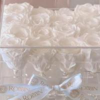 16 Preserved Roses Acrylic Box · 