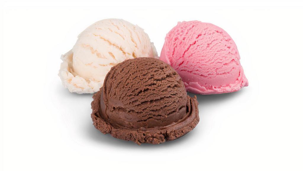 Helados (Ice Cream) · Chocolate, vanilla, and strawberry.
